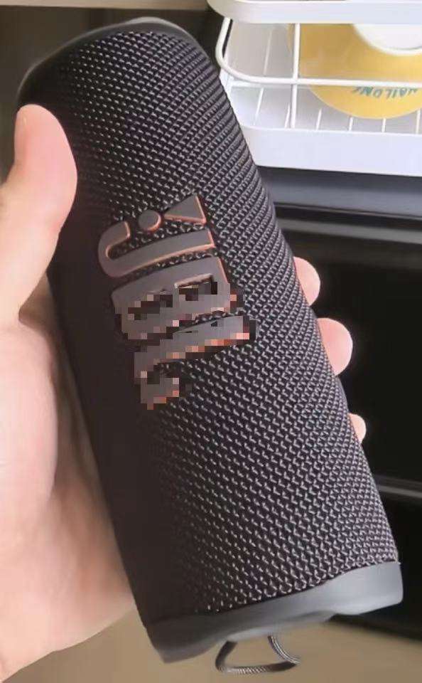 FLIP6 Portable Bluetooth Speaker – High-End Wireless Subwoofer with APP Control, Deep Bass & Waterproof Design - Everyday essentials