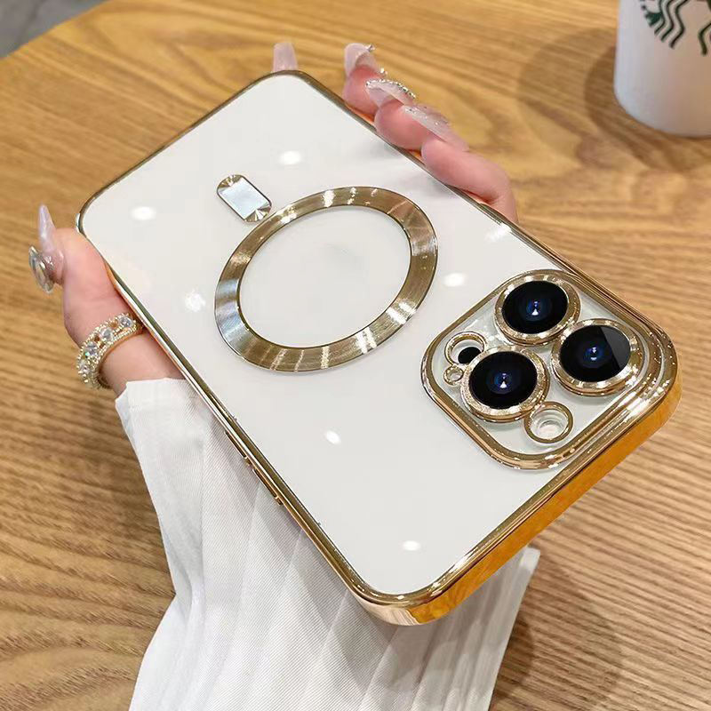 Luxury Clear Magnetic iPhone Case – Shockproof, Wireless Charging Ready (For iPhone 17 Series) - Everyday essentials